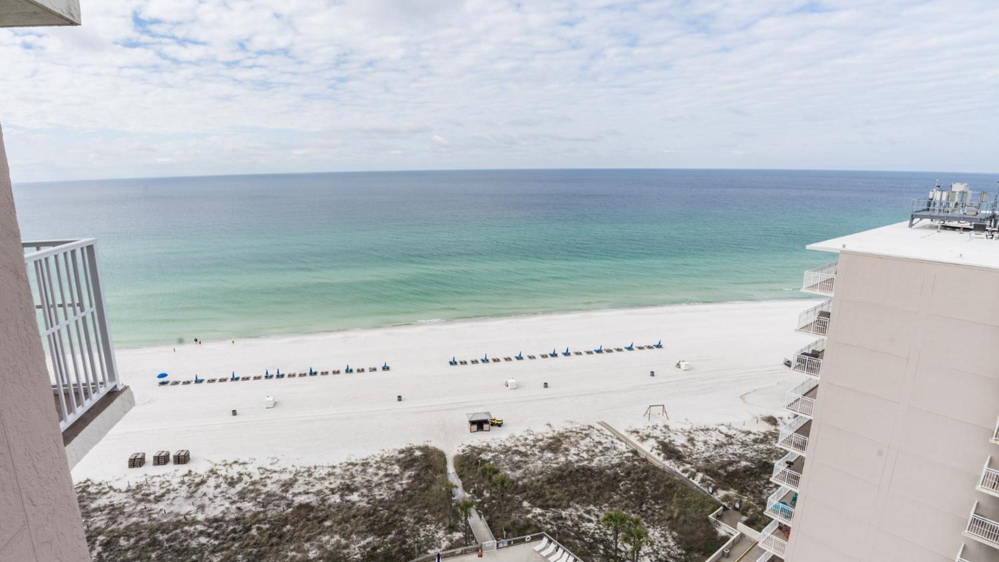 New Rental - 3Br 3Ba Corner Beachfront - 2024 Remodel - 3 Pools, Tiki Hut, Gym, Tennis Panama City Beach Exterior foto